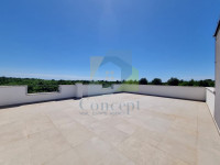 Poreč, okolica, Stan na 1. katu s 3 spavaće sobe i krovnom terasom, 1