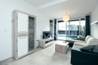 Poreč, okolica - stan s bazenom u mirnom naselju