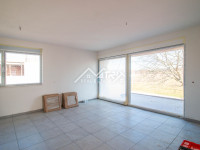 Poreč okolica, stan s krovnom terasom samo 4,5 km od mora