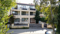 Poreč, prekrasna kuća u nizu sa saunom i jacuzzijem, blizu centra grad