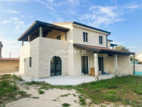 POREČ, PRODAJE SE DVOJNA KUĆA, NOVOGRADNJA S BAZENOM