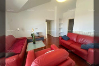 Poreč – Prostrani penthouse s velikom terasom i  pogledom na more