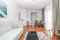 Poreč - stan sa 2 spavaće sobe u širem centru grada