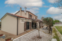 POREČ - Super ugodna komotna kuća s bazenom