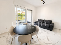 Poslovni prostor 33,94 m² s parkingom – Seget Donji