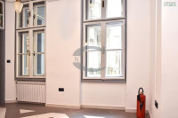 POSLOVNI PROSTOR CENTAR, 107 M2, 600 EUR/KN