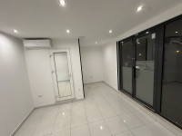 TOP LOKACIJA!Poslovni prostor uz Joker-prizemlje-22 m²+parking mjesto