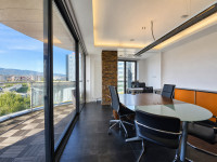POSLOVNI PROSTOR ZA NAJAM – RADNIČKA CESTA, 115 m², 3 GARAŽNA MJESTA