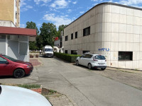 Poslovni prostor: Osijek, Sjenjak, ulični lokal, 65 m2