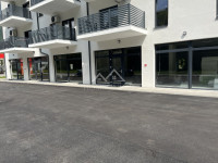 Poslovni prostor sa parkinzima, Krapina, 420m2, NOVOGRADNJA