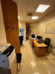 Poslovni prostor: Pula, uredski, 27 m2, potpuno namješten