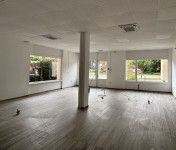 Poslovni prostor: Samobor, 68 m2