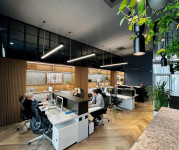 Poslovni prostor: Split, Trstenik, uredski, 114 m2, luksuzno opremljen