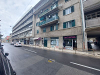 Poslovni prostor: Split, ulični lokal, 16.50 m2