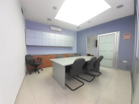 Poslovni prostor: Split, uredski, 92 m2, blizina suda!!!