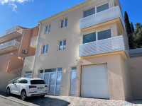 Poslovni prostor , ulični !