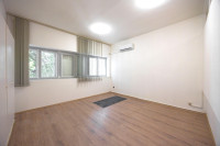 Poslovni prostor za ured, polikliniku ili salon – Split centar, 100m2