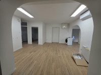 Poslovni prostor: Zagreb (Kvatrić), 135 m2