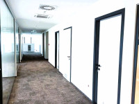 Poslovni prostor , poslovna zona Radnička,  1135 m2