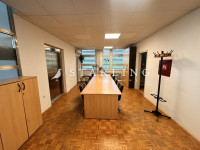 POSLOVNI PROSTOR, ZAKUP, ZAGREB, FOLNEGOVIĆEVO NASELJE, 2000 m2, 40 PR