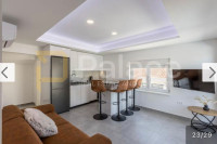 Potpuno uređen stan 85m2,  60m od plaže, Rogoznica