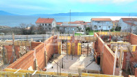 POVILE - stan u novogradnji, 3S+DB, 2 kupaonice, 250 metara od mora