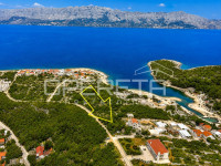 Povlja, Brač, građevinsko zemljište blizu mora, 800 m2
