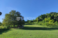 Požega, Novo Selo, dva zemljišta za odmor s objektima