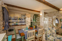 Predivan rustikalni dvoetažni stan na vrhunskoj lokaciji