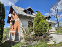 Pregrada, Kostelsko 24, kuća s gosp. zgradom