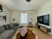 PREKRASAN STAN BLIZU CENTRA