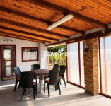 Prekrasna vikendica s 22.000 m² zemljišta [Mandićevac]