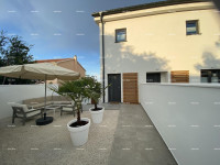 Premantura! Luksuzan stan s pogledom na more!