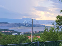 Primorska kućica za uređenje sa pogledom na more