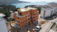 PRIMOŠTEN – ATRAKTIVNA NOVOGRADNJA, DVOSOBNI STAN NA DRUGOM KATU