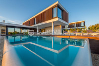 Primošten luksuzna vila s bazenom