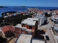 PRIMOŠTEN-STAN S POGLEDOM NA MORE