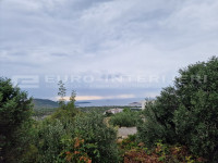 Primošten - zemljište 774 m² s građevinskom dozvolom
