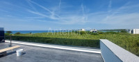PRIVLAKA - apartman s krovnom terasom - 150 m od mora
