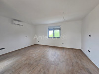 PRIVLAKA - dvosoban apartman s krovnom terasom - S6