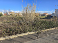 PRIVLAKA-građevinsko zemljište 693m2 udaljeno 140m zračne linije od mo