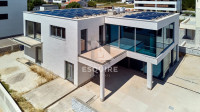 PRIVLAKA - EKSKLUZIVNO - Luksuzna vila 1. red do mora - 523m2