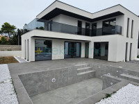 Privlaka, Lux vila, bazen, jacuzzi, pogled na more...Vrhunska nekretni