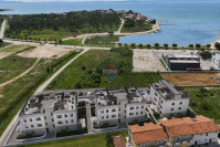 Privlaka - Moderan dvosobni stan s velikim vrtom, 70 m od mora