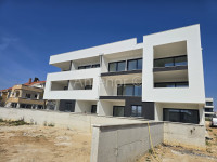 PRIVLAKA - S6 - trosoban apartman na 1. katu - 2. red do mora
