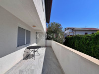 PRIVLAKA, SABUNIKE - Stan u apartmanskoj kući u blizini mora