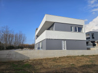 PRIVLAKA - trosoban apartman sa krovnom terasom
