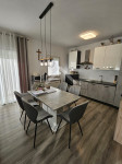 Prizemlje kuće sa dva apartmana - Vir