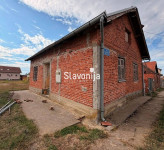 Prizemna kuća, prilika za adaptaciju [Stari Jankovci]