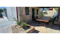 Proboj, Pag - kuća s bazenom